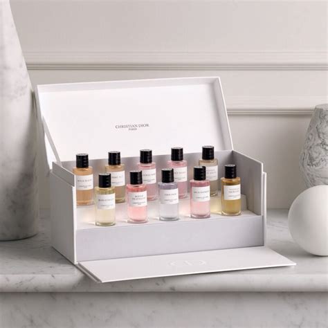 coffret de 8 parfums maison christian dior|christian dior la collection private.